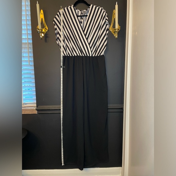 Vertical Striped Batwing Sleeve Wide Leg Jumpsuit - Picture 9 of 10